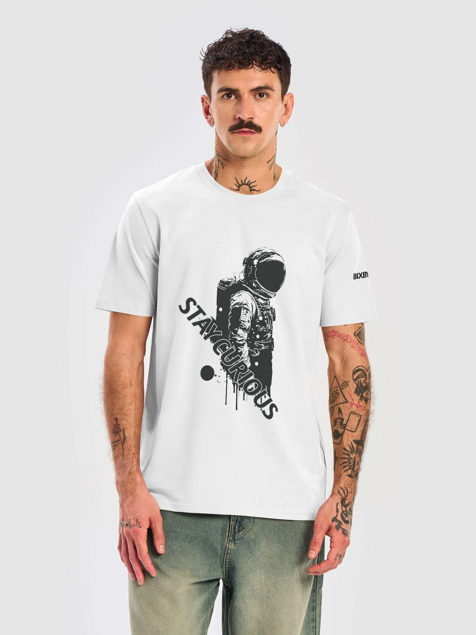 STAY CURIOUS - ASTRONAUT product image (13)