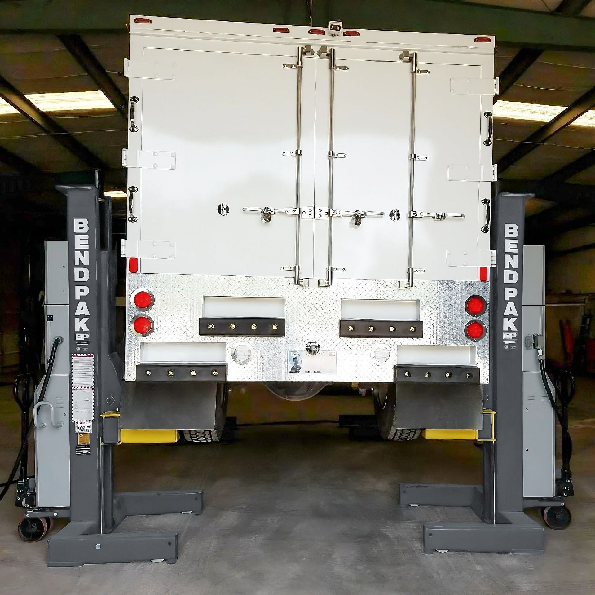 BendPak PCL-18B Mobile Column Lift System - Set of 8 - 144,000-Lb Capacity product image (8)