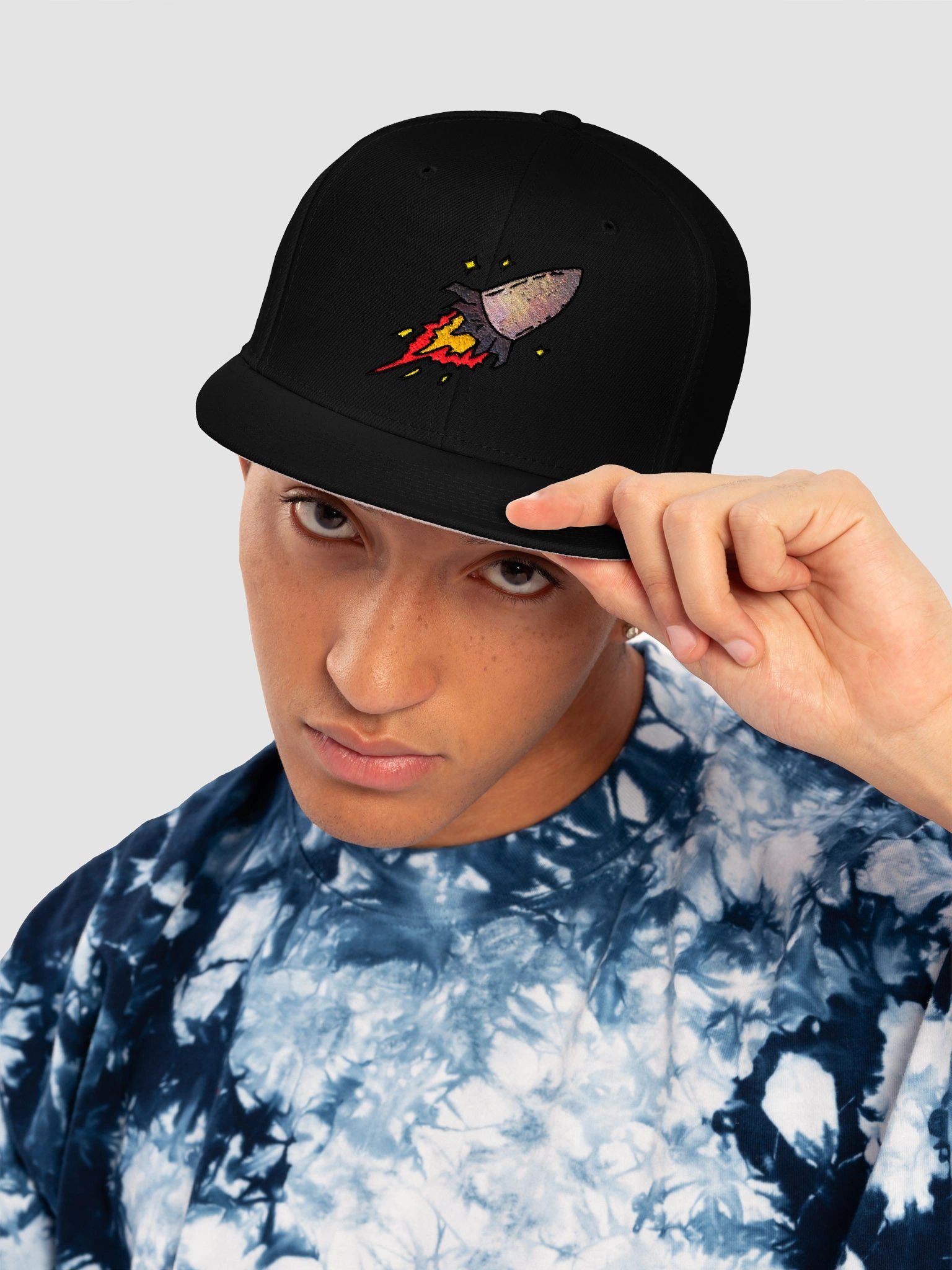 Targari Embroidered Snapback Hat product image (5)