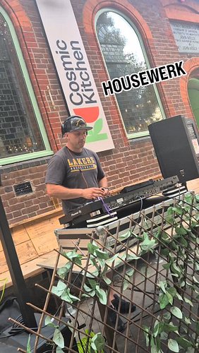 We are live!!!! Courtyard is in action.... see you on the al fresco dancefloor!!!