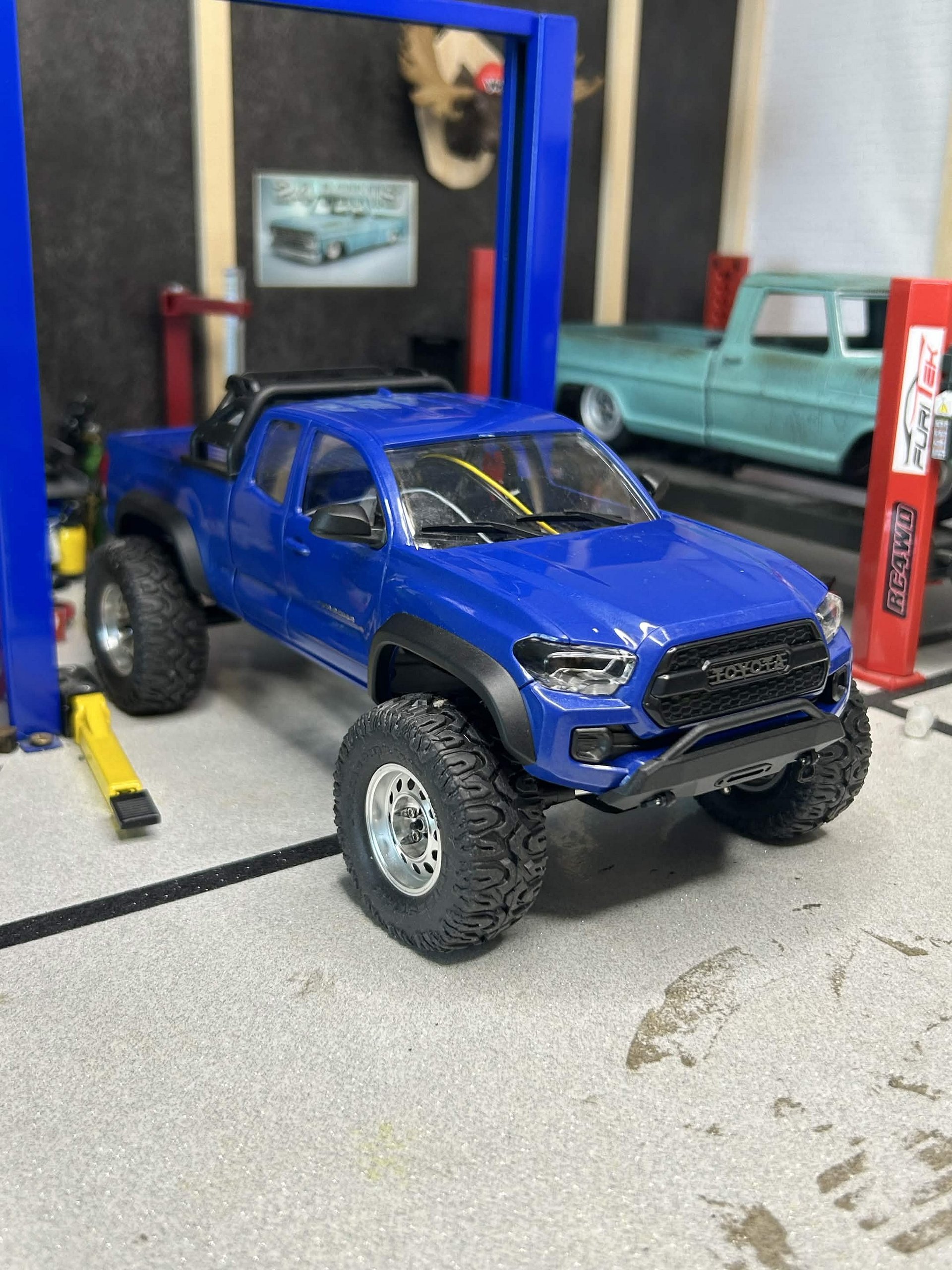 Yota SCX24 product image (1)