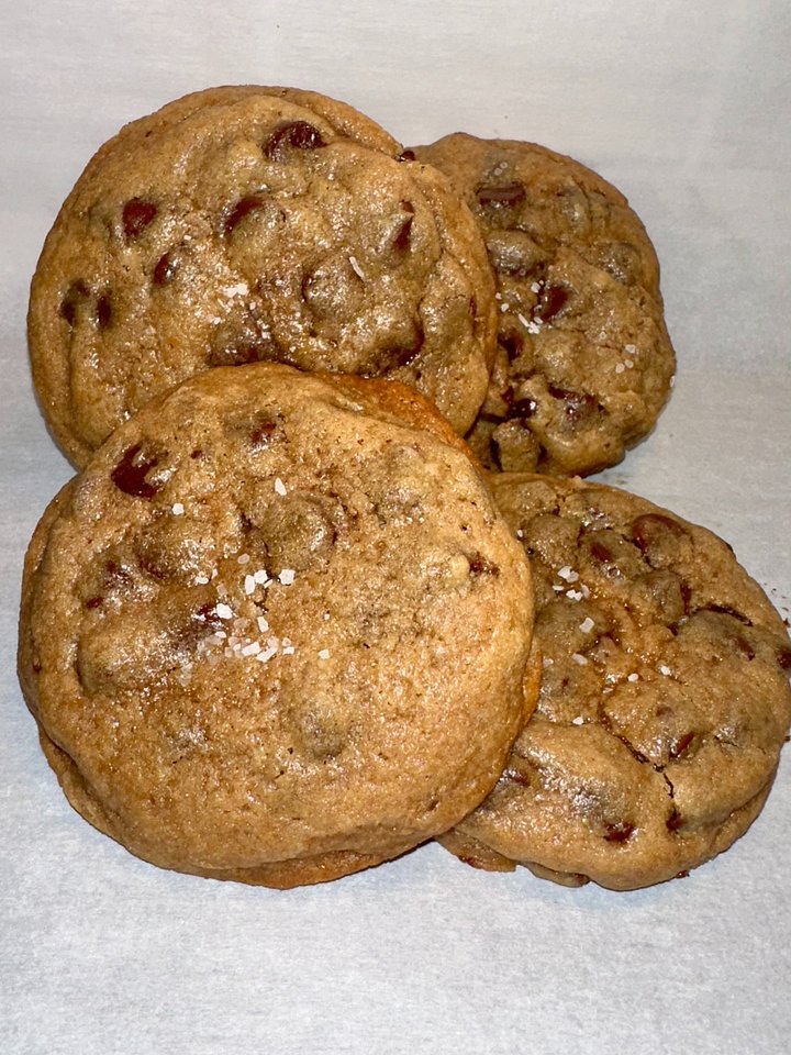 Chocochip Cookies (12 Ct) product image (1)