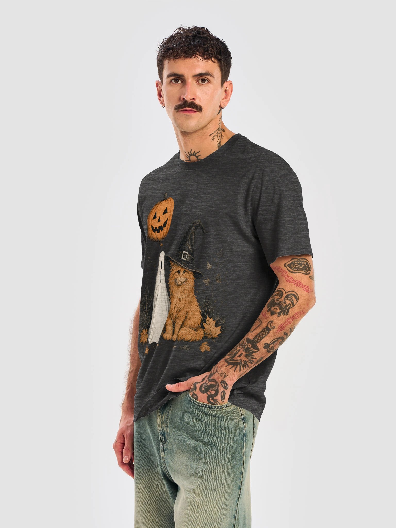 Spooky Black Cat – Halloween Vintage Graphic T-Shirt product image (42)