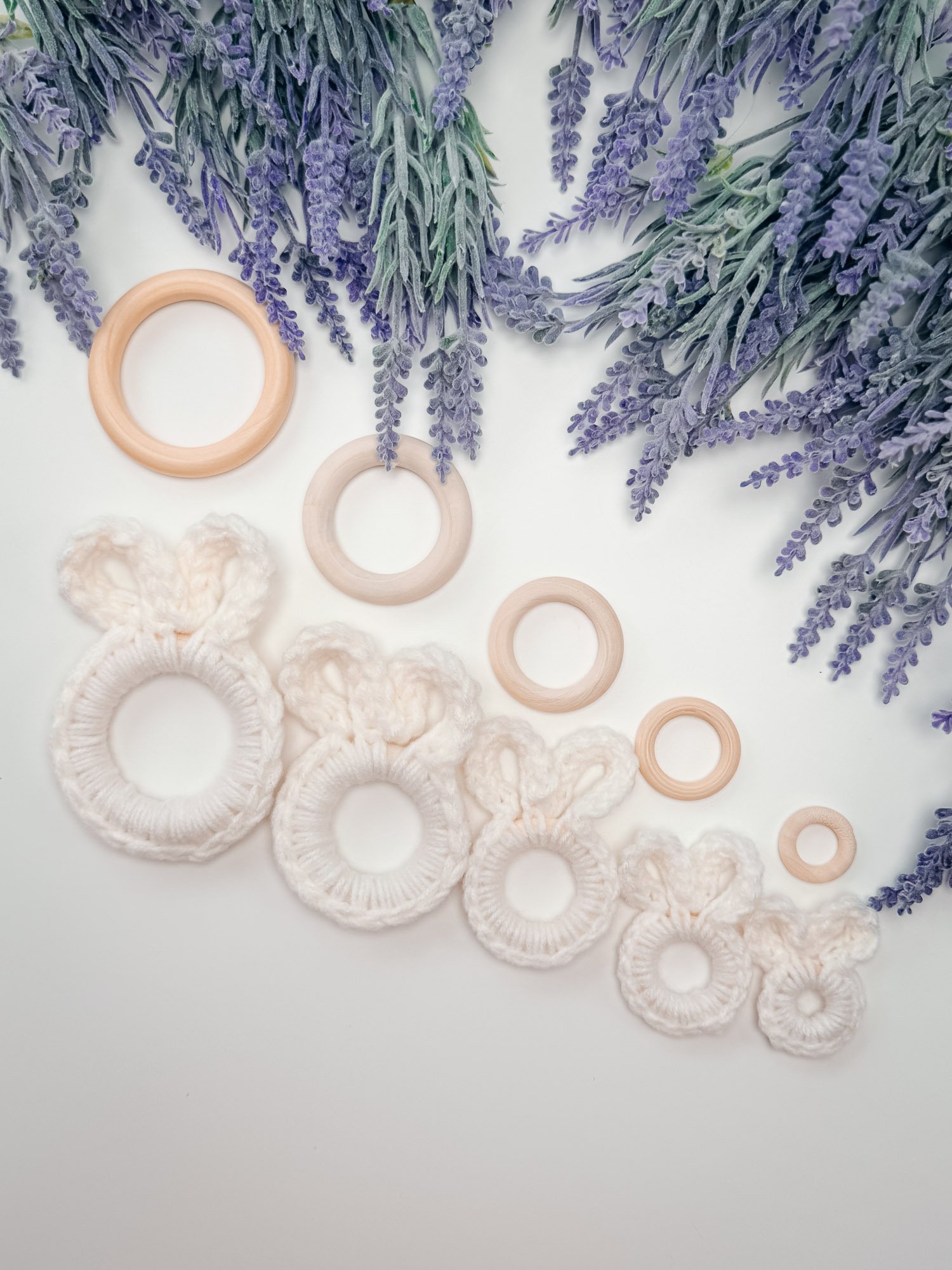 Carrots & Cottontails Crochet Garland & Napkin Rings product image (4)