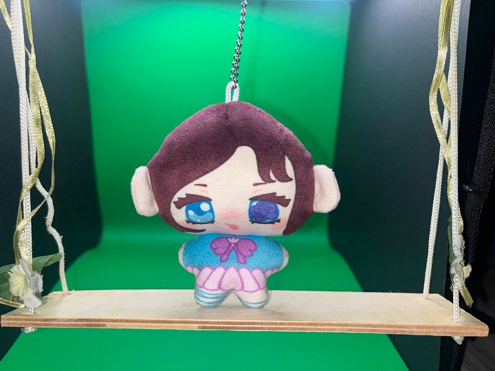 (PREORDER) Elaine Plush Keychain product image (1)
