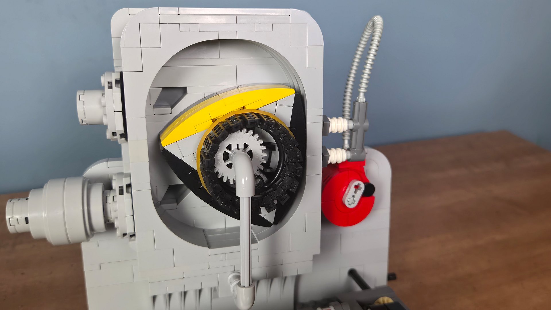 Rotary Modular Explainer Engine MOC Instructions product image (2)