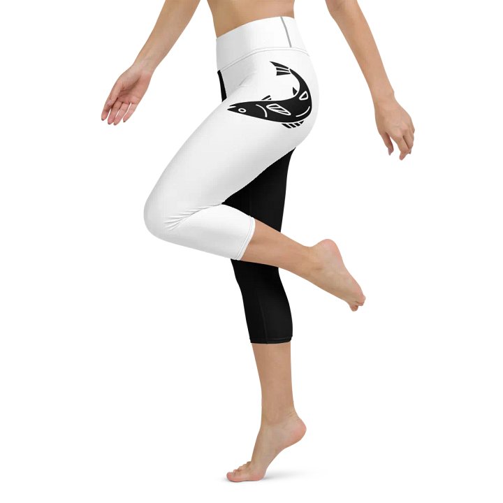 Copy of Fish Flexi Capri Yoga Leggings – 90s Vibes, Ultimate Comfort! product image (2)