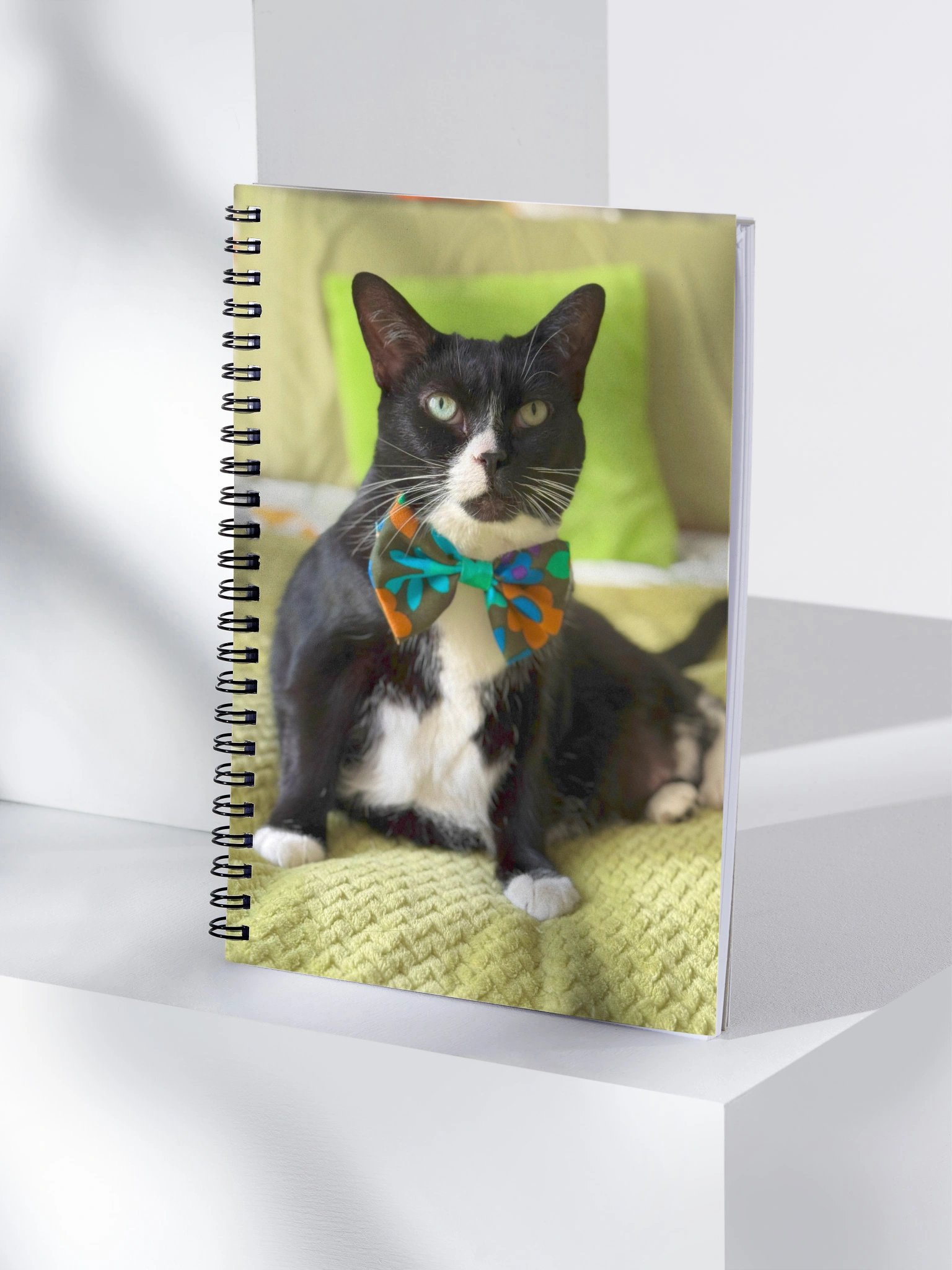 Tuxedo Dream Notebook | Carnet de notes product image (4)