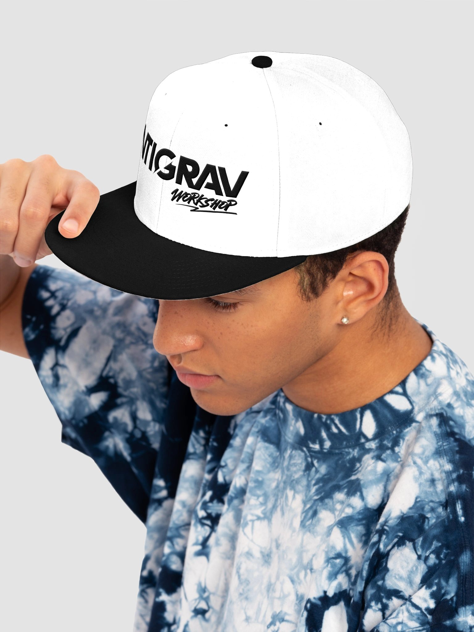 Antigrav Workshop Snapback Hat | Embroidered Wool Blend Flat Bill Cap | White/Black product image (5)