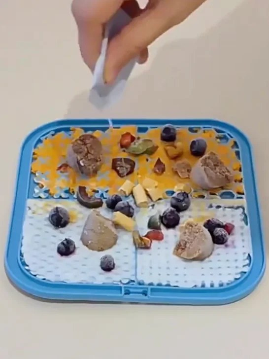 Lick Mats product image (2)