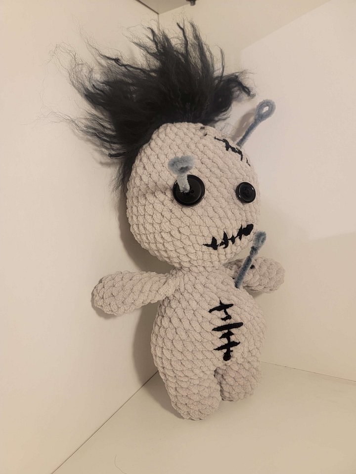 Voodoo doll product image (1)