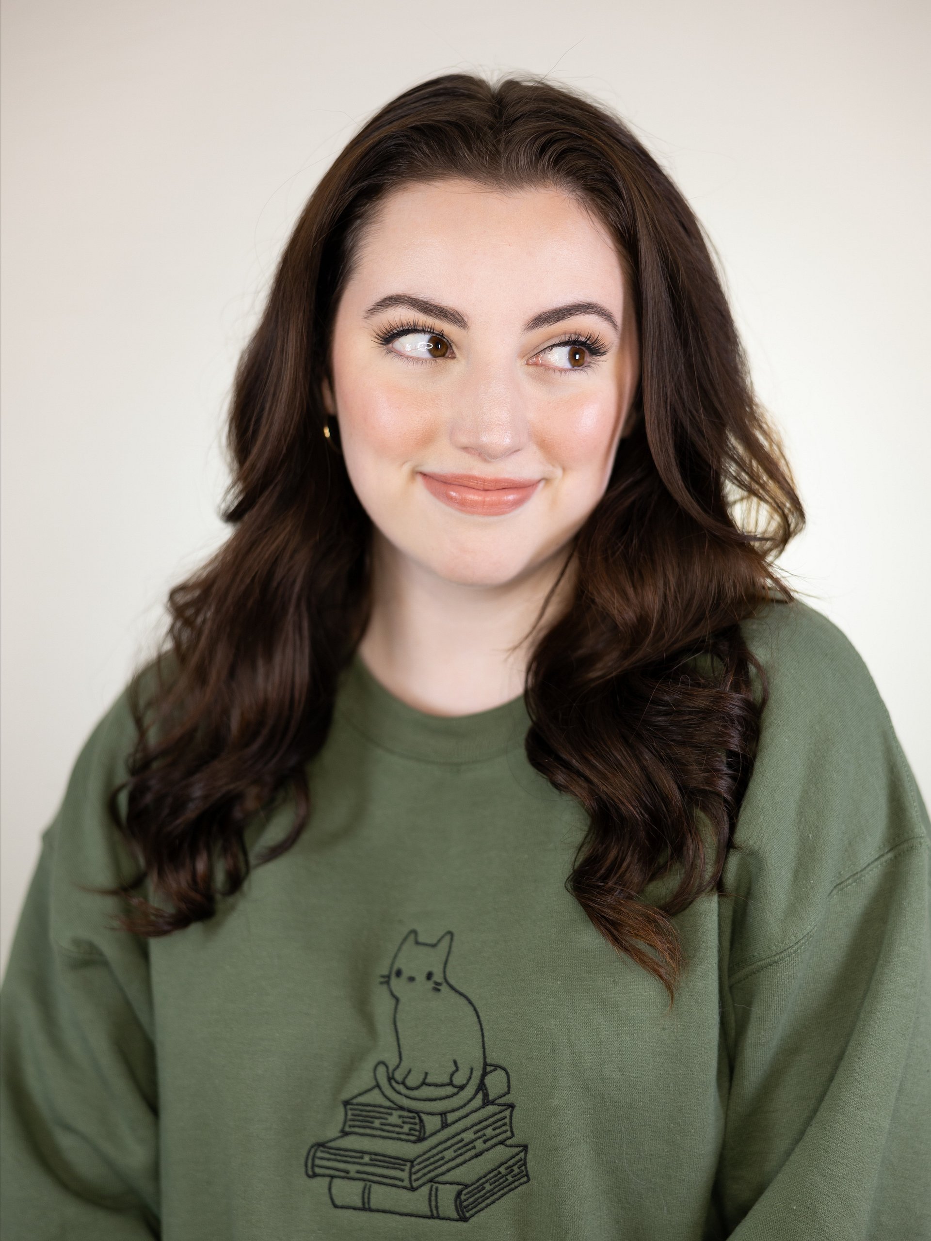 Sittin' Pretty Book Kitty Embroidered Sweatshirt product image (2)