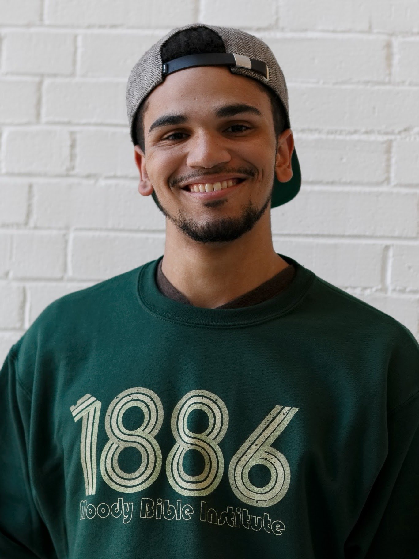 Green 1886 Crewneck Sweatshirt product image (2)