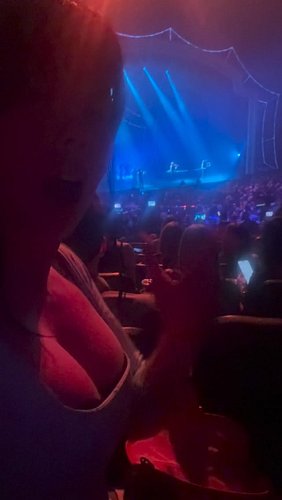 I thought I was just going to a concert, but it was more than that, It wasn’t a performance, it was a SHOW - so beautiful sup...