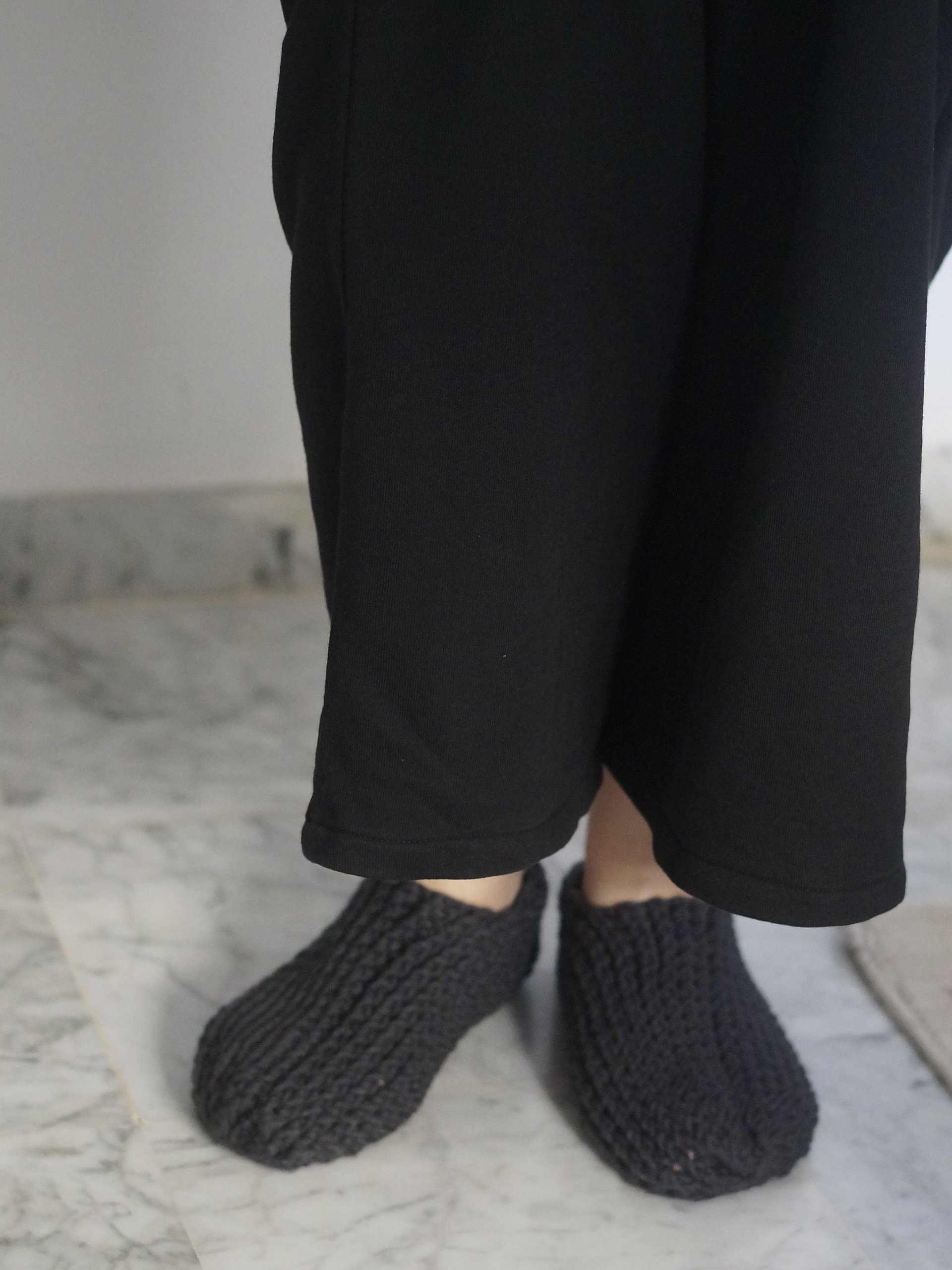 Thick warm slippers Crochet pattern product image (1)