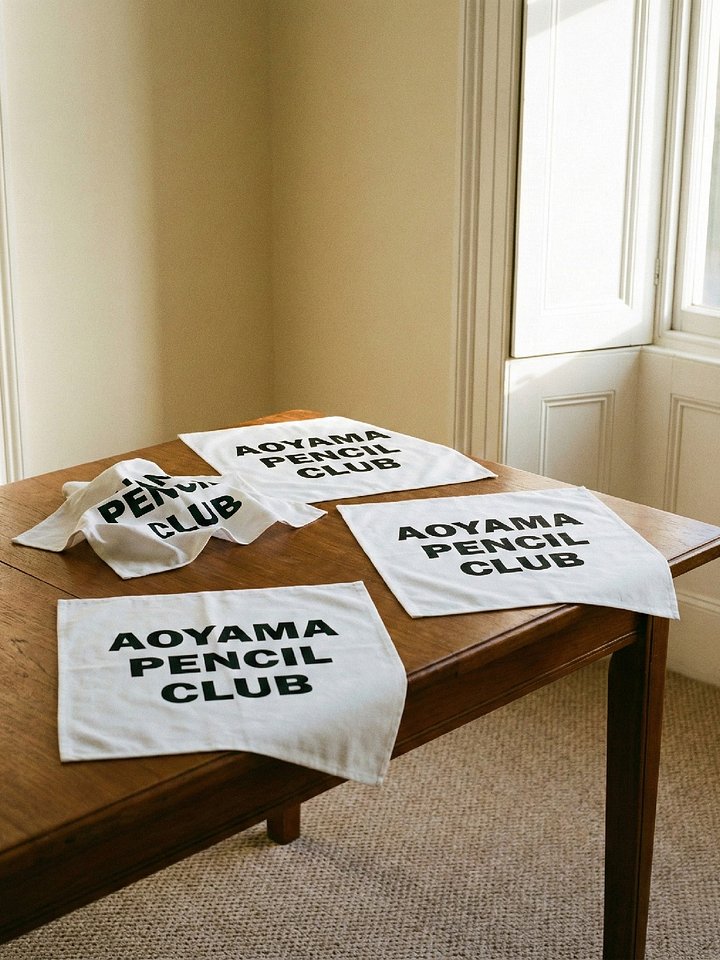 Cloth Napkin Set (4) product image (1)