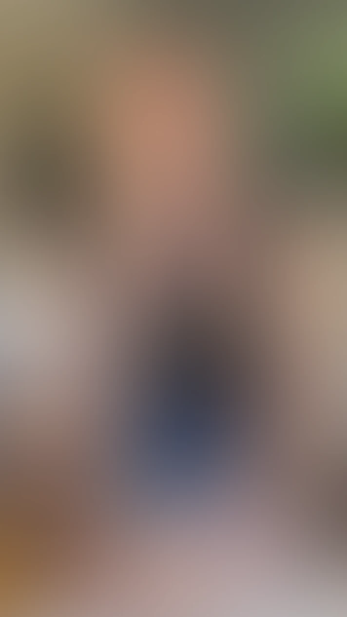 Video thumbnail background