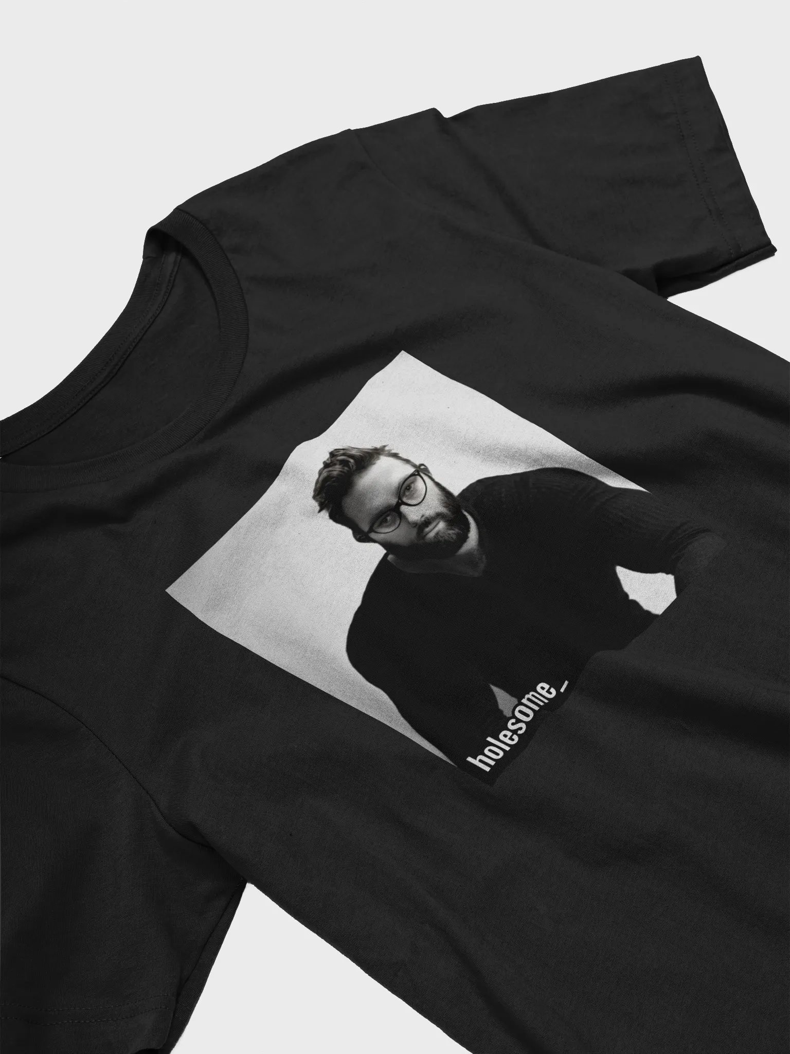 holesome gigaJIM T Shirt product image (28)