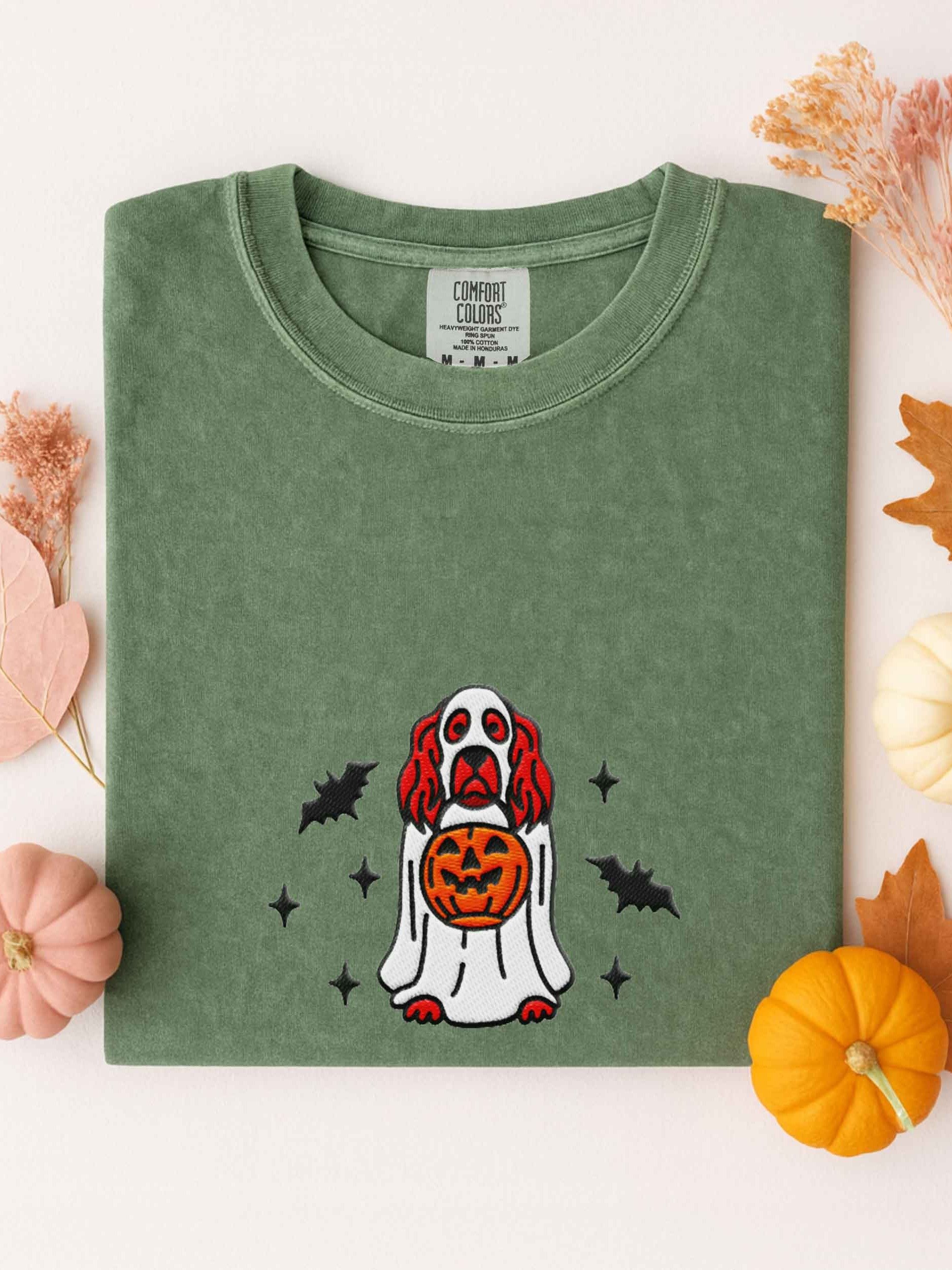 Halloween English Cocker Spaniel(Red) Embroidered T-Shirt product image (1)