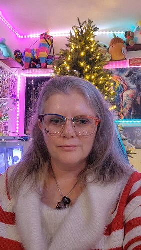 Support small businesses this holiday season. Shop from all your favorite creators.

Visit my link tree in bio and I can get ...
