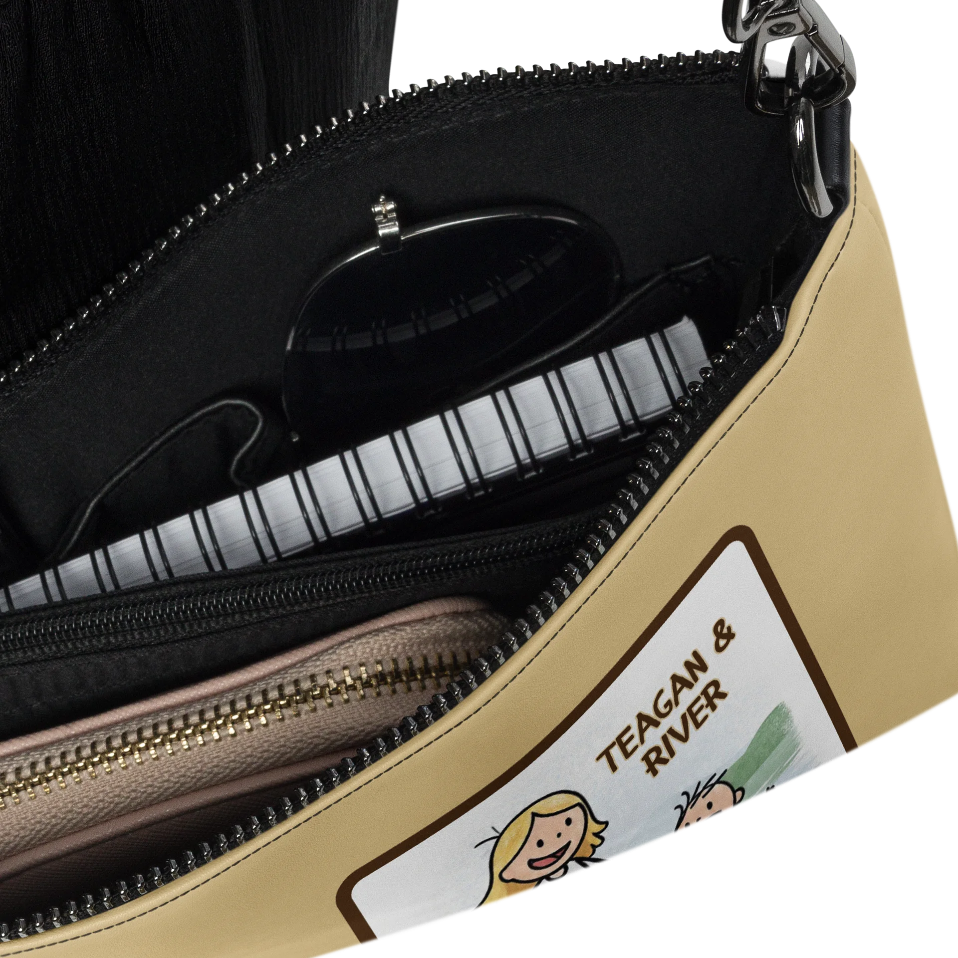 Teagan & River Cartoon Crossbody Bag product image (6)