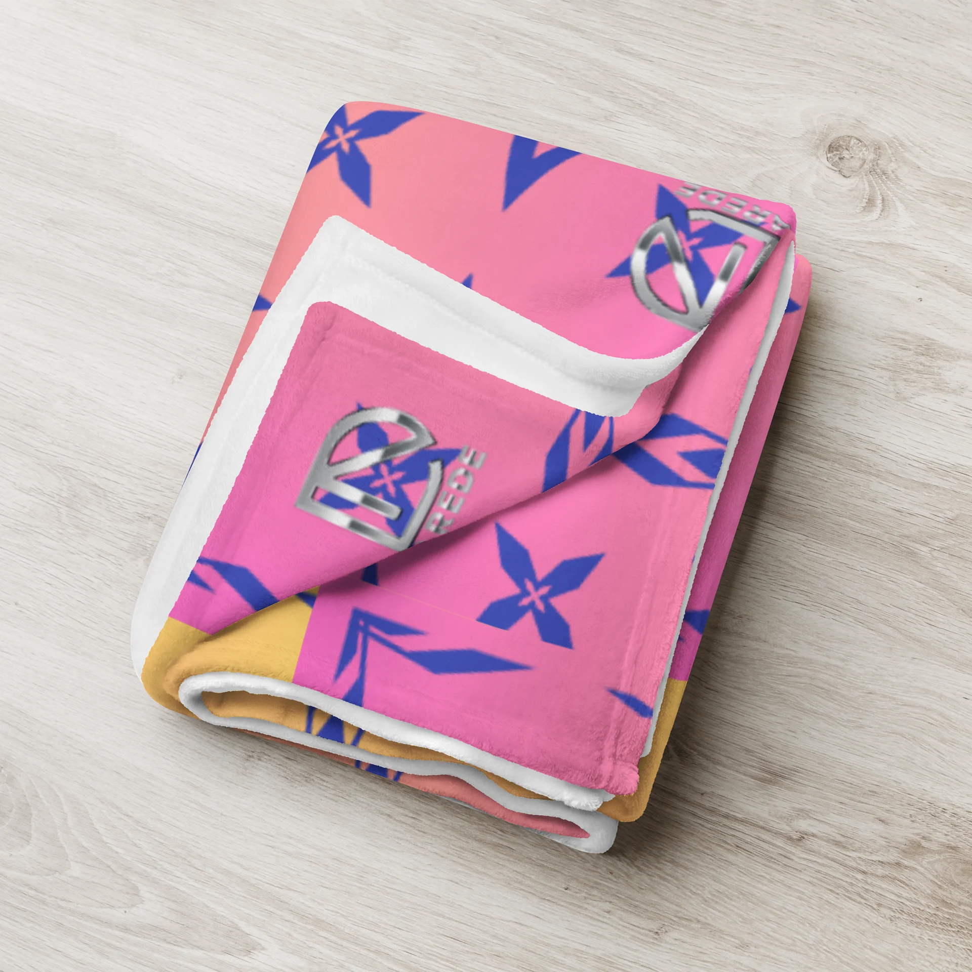 Arede Couture Throw Blanket product image (8)