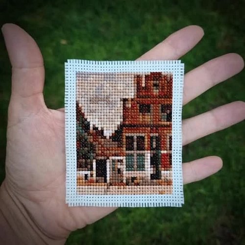 Vermeer reimagined in cross stitch.
Stitch your own museum.

#crossstitchlove 
#stitchersofinstagram
#MiniMasterpiece 
#cross...