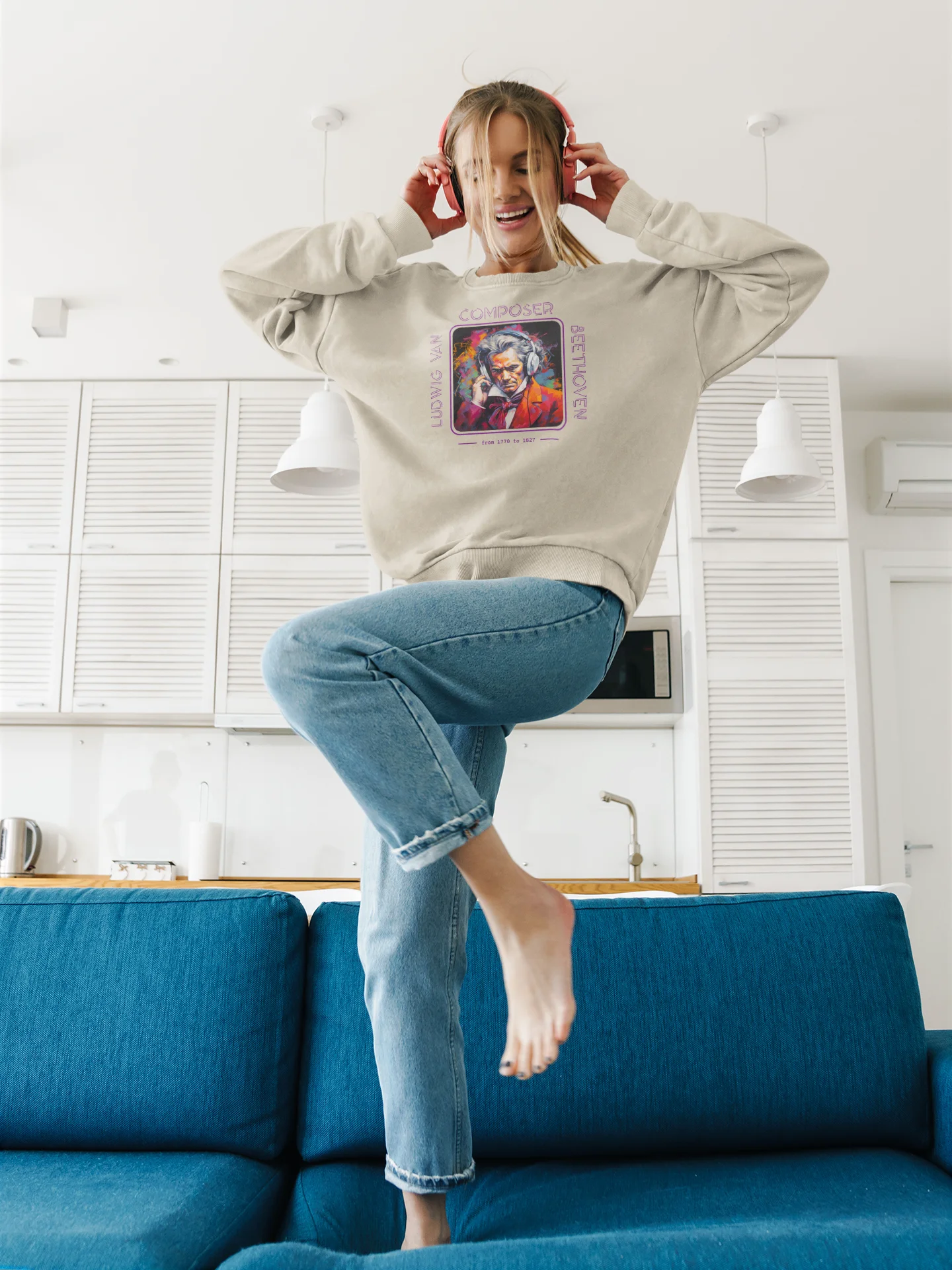 Beethoven Composer Vibes Sweatshirt product image (49)