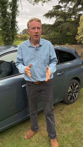 Try something NEW! 
Full review now live… ;) 

https://f.mtr.cool/ahgbjpfrky
#peugeot #peugeote308 #cartok #carreview #cars