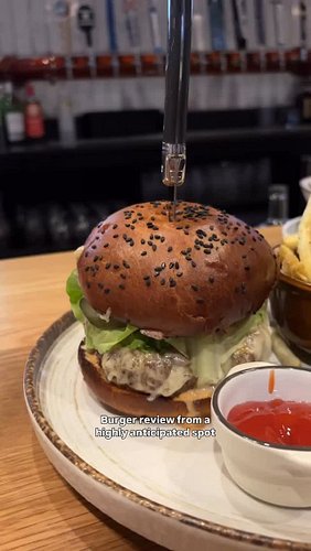 Burger review from a relatively new spot in South Boston called Common Craft. I was pretty excited about this one going in, i...
