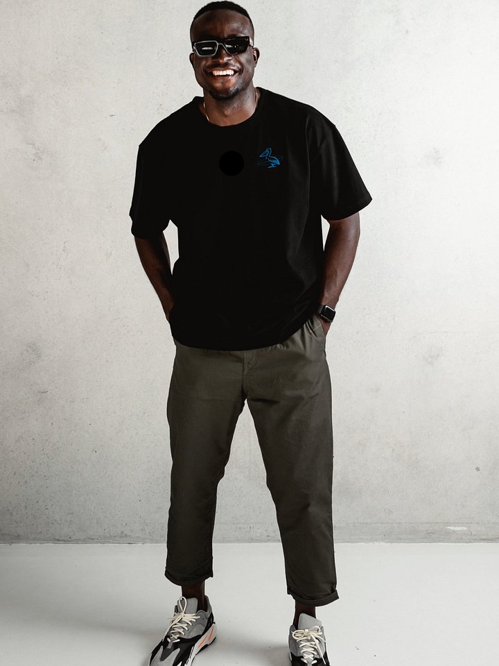 SURFING PELICAN TSHIRT product image (1)