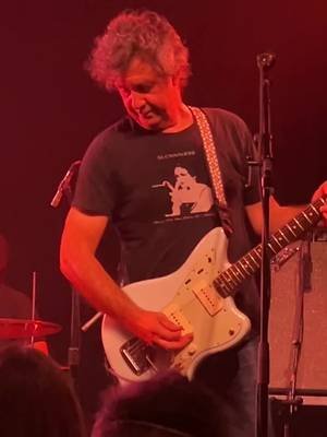 The amazing Luna at Lincoln Hall, Chicago #lunaband #deanwareham @brittaphillipsjem Sean 🎸. “Indian Summer” ☀️ @ATP Tour 