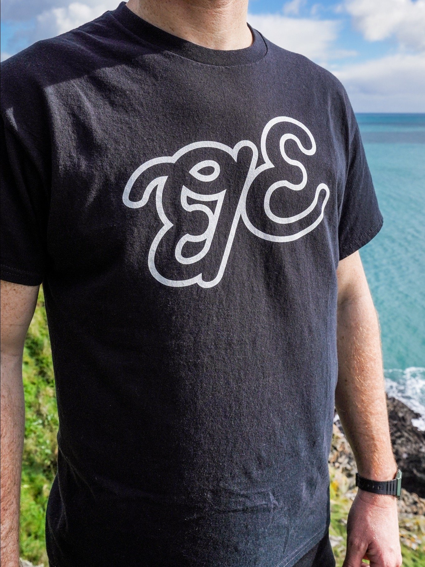 BE Tee product image (3)