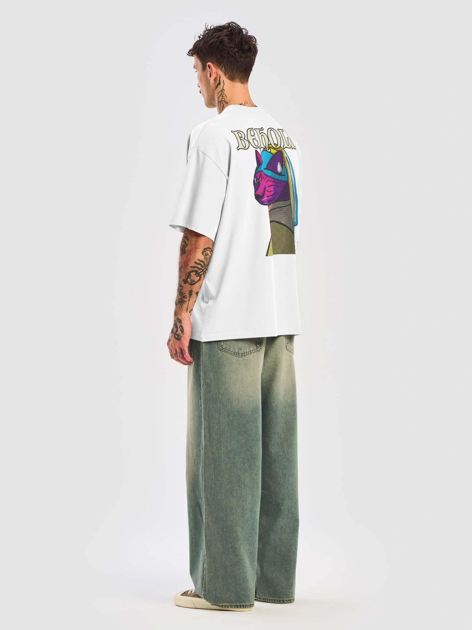 The Behold Tee | Oversized Pearl Earring Cat Parody Shirt | Deadlift Depot product image (8)