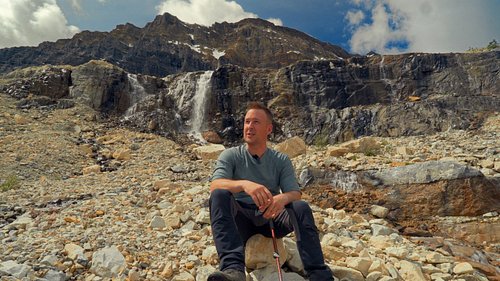 The main portion of the Iceline Trail is a long day hike, but it’s possible for strong and well-prepared hikers. The full loo...