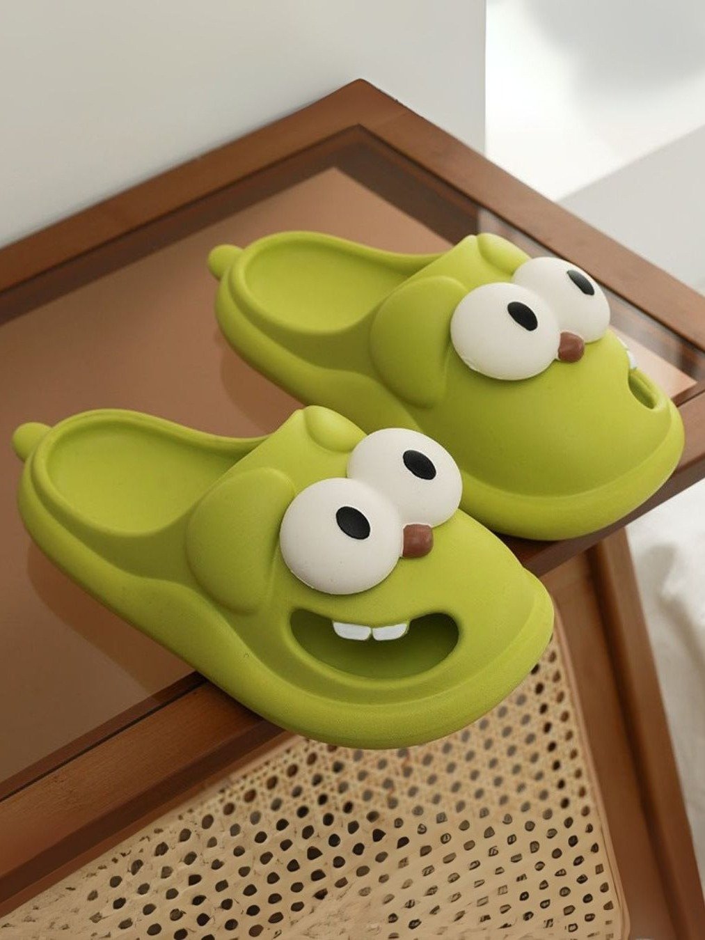 Kissing Slippers product image (1)