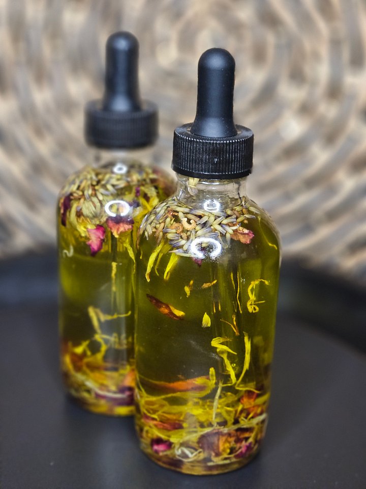 SOFT & DELICATE BODY OIL product image (1)