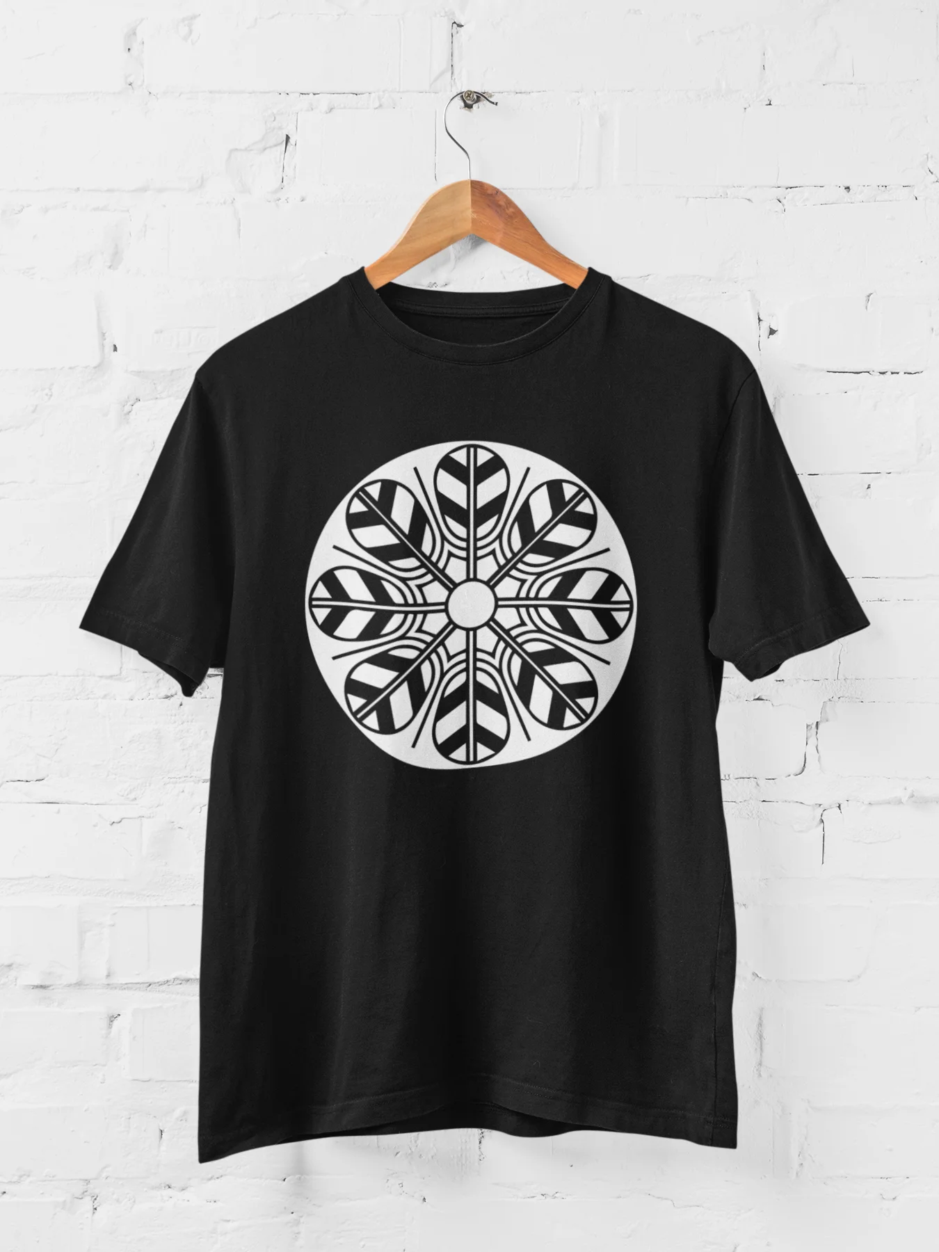 Inoue clan Mon Premium Soft Tee product image (1)