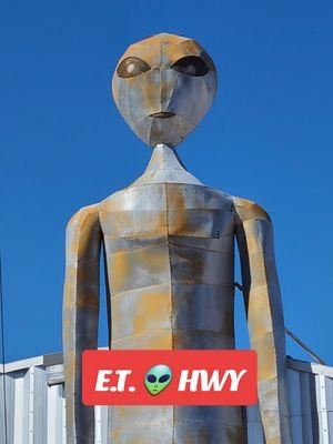 Extraterrestrial Highway Roadtrippin' 🚗👽🛣 #area51 #roadtrip #alien #outdooradventures #et 