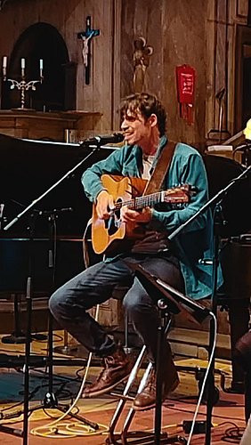 Come see me live at @marrowbonebooks next Friday 24th October!

Clip from Allhelgonaserien in Stockholm!

#livemusic #whatson...