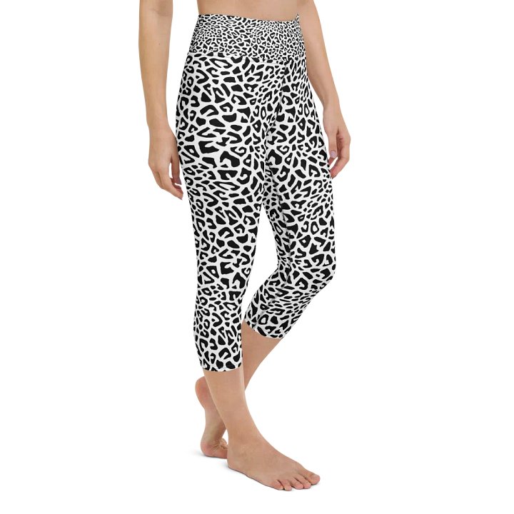 Silver Leopard Capri Leggings product image (2)