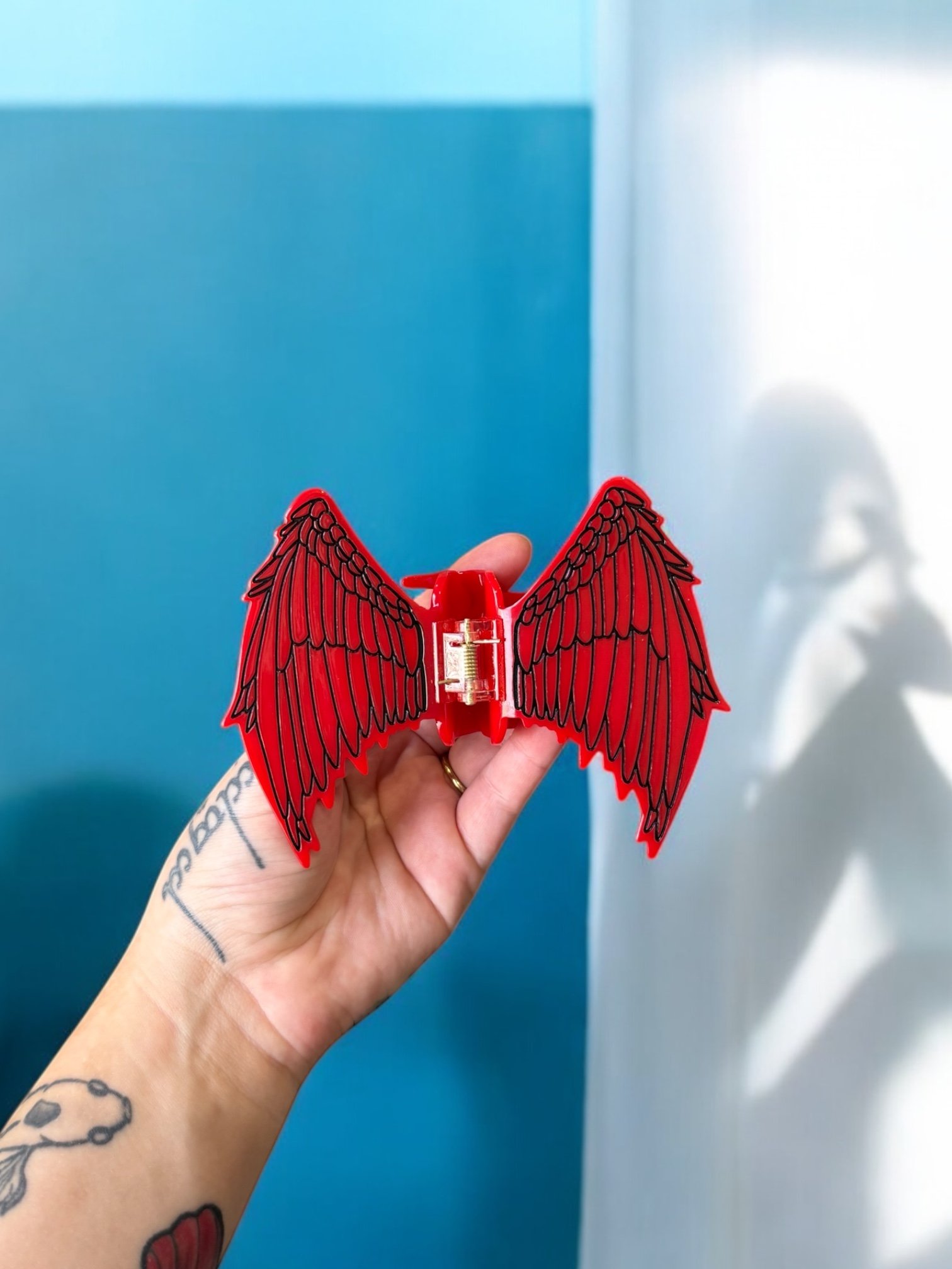 PRE ORDER*** HAWKS WINGS HAIR CLAW product image (1)