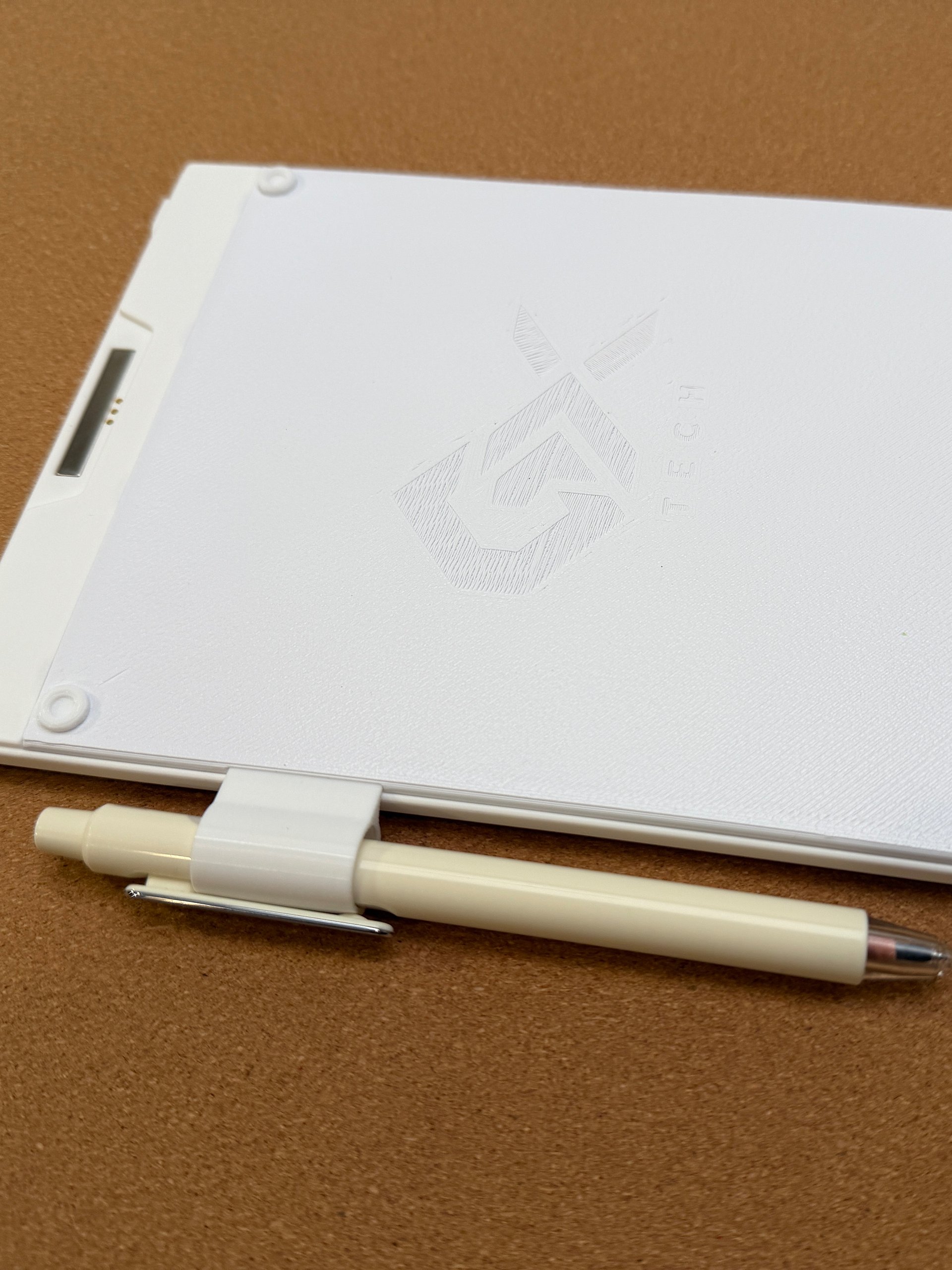Custom Back - White Edition Nomad product image (3)