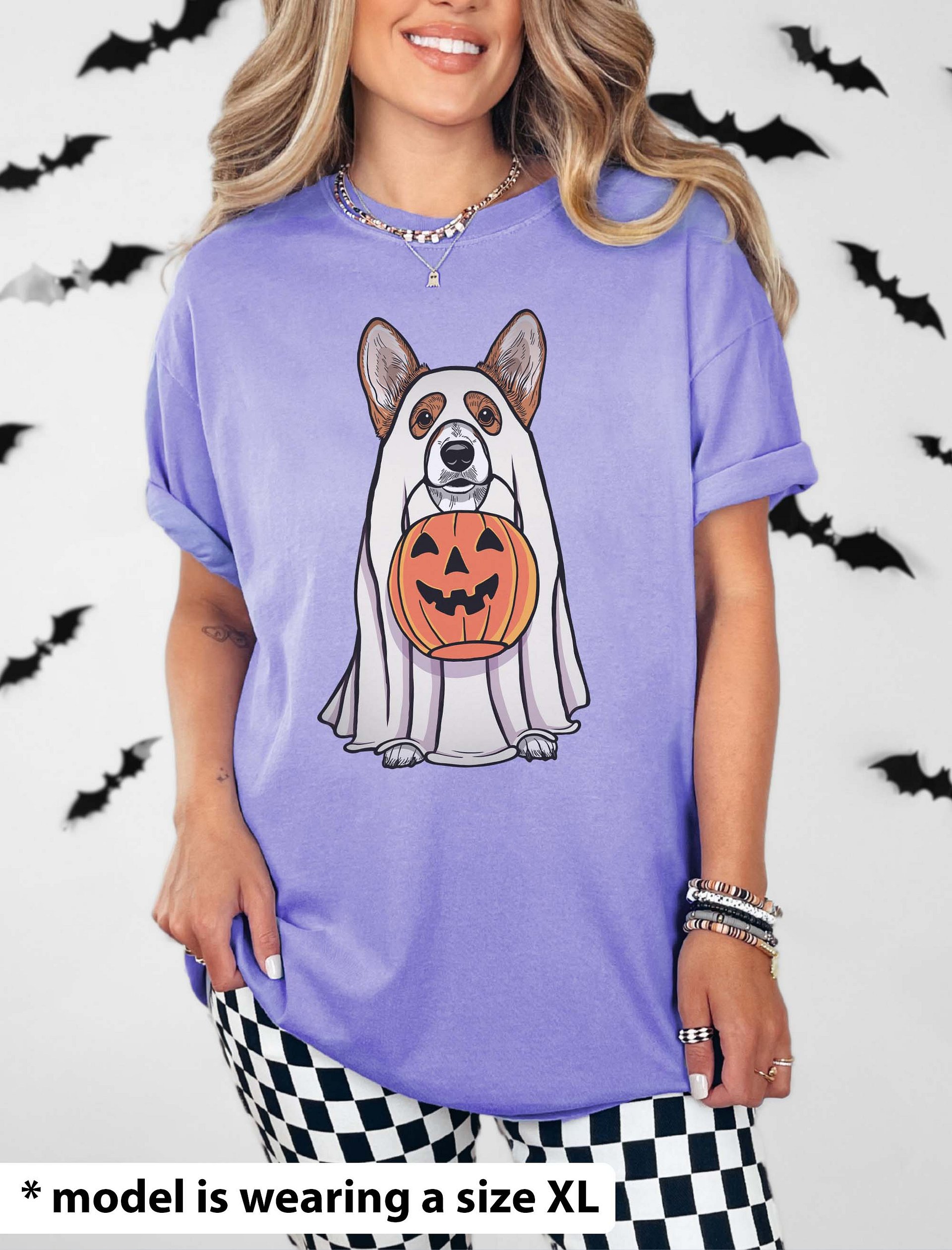 Funny Halloween Pembroke Welsh Corgi(Red) T-Shirt | Funny Corgi Wearing a Ghost Costume and Holding a Pumpkin Basket product image (2)