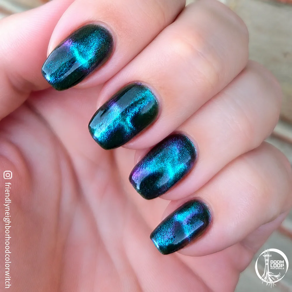 POOL MOOD - Green Teal and Violet High Contrast Magnetic Nail Polish product image (5)