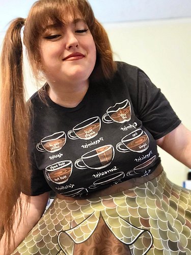 Happy birthday @caroline_field 🤎☕️💚 I wore my The Roost skirt and a coffee shirt to go with it for your birthday skirt reques...