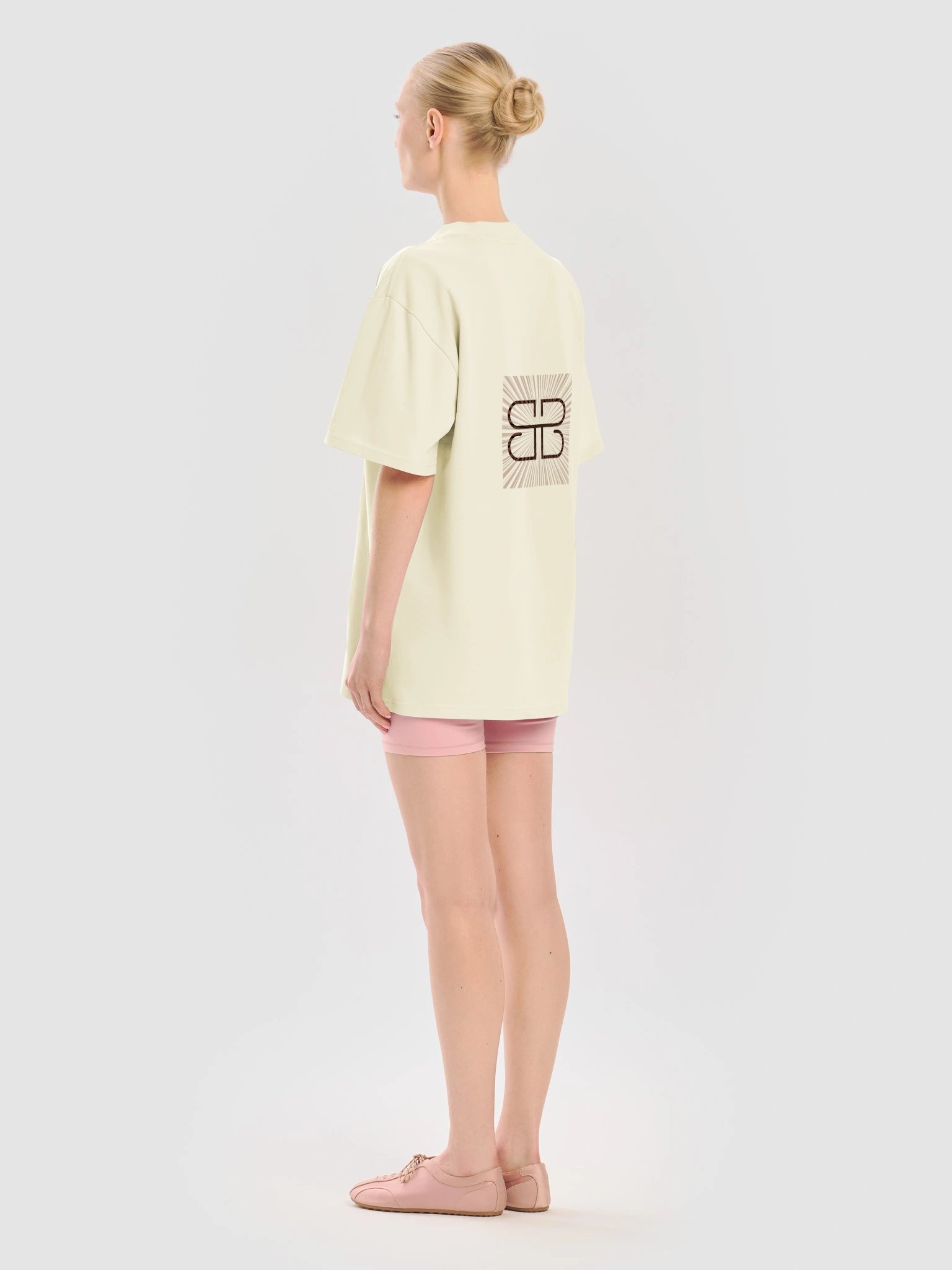 B&B LOGO IMAGE T-Shirt - Light product image (12)