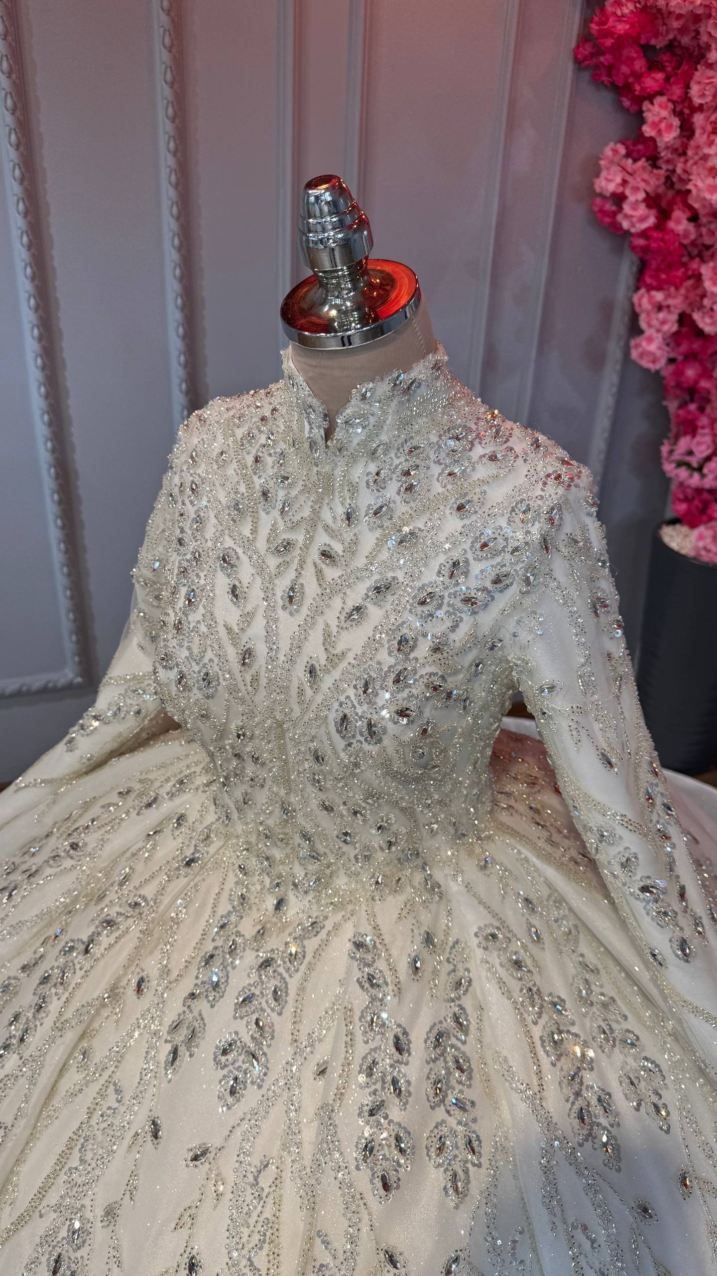 Wedding dress product image (2)
