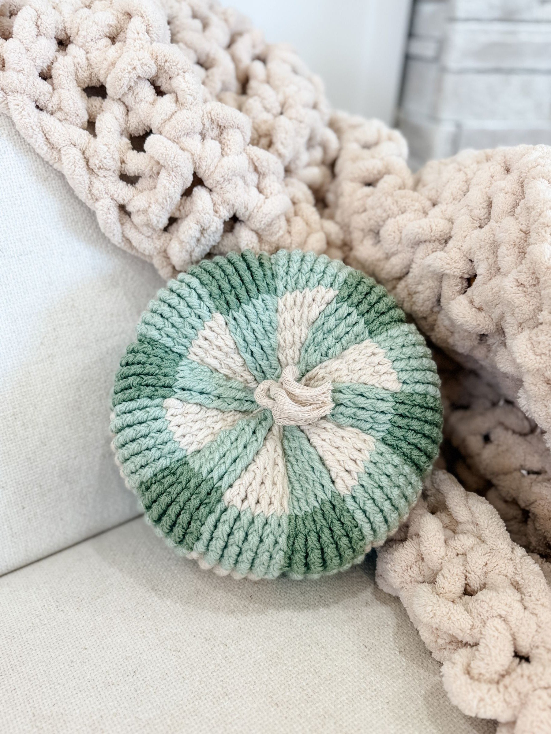Country Gingham Pumpkin Crochet Pattern product image (5)