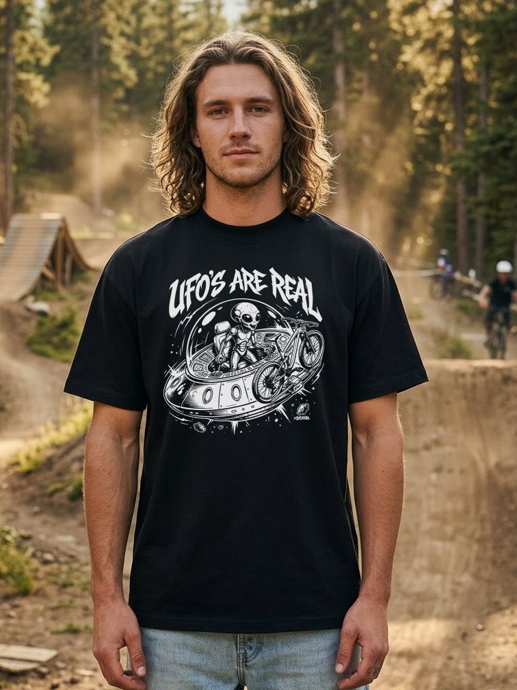 UFO's are REAL .. Loose Fit Box Tee product image (1)